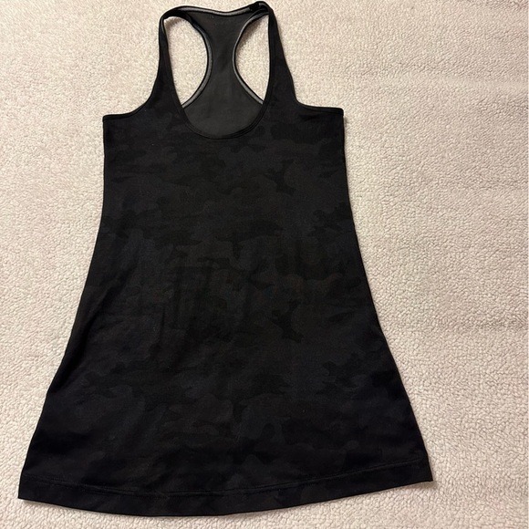 Lululemon Cool Racerback Tank Top Black Savasana Camo - Picture 3 of 11